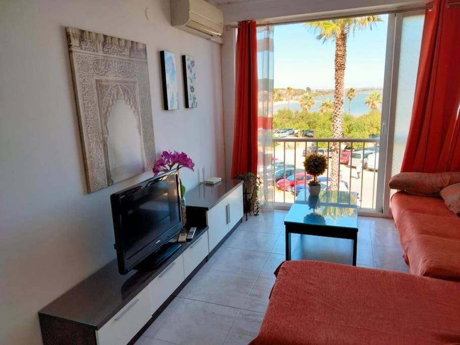 Apartamento Concepcion - Playa De La Cachucha Puerto Real Kültér fotó